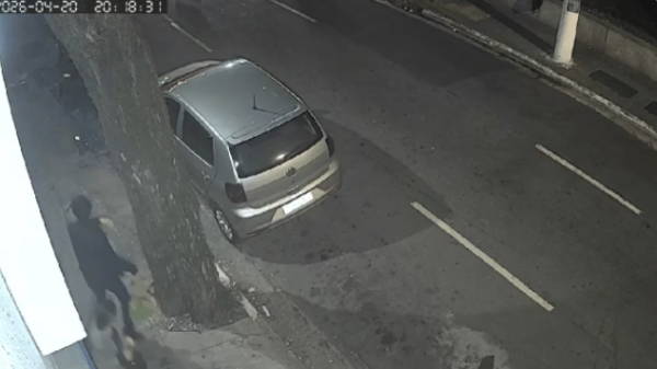 Jovem é baleado em São Paulo ao reagir a assalto para defender namorada