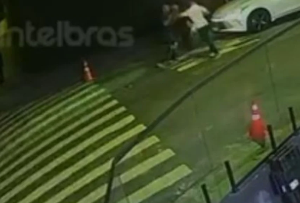 Motorista de aplicativo mata passageiro que abriu porta para vomitar em São Bernardo