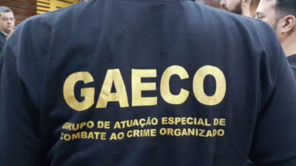Carbono Oculto