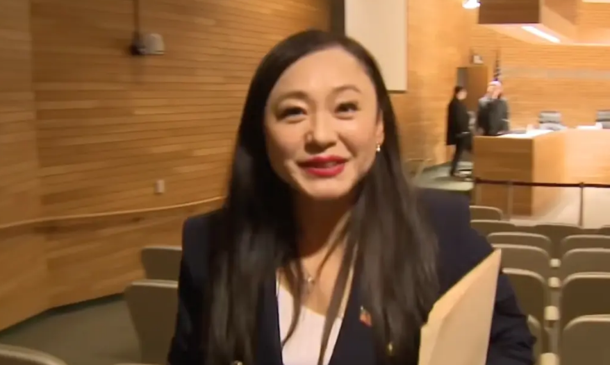 Ex-prefeita da Califórnia confessa atuar como agente secreta do governo chinês