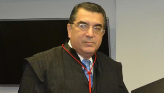 desembargador federal Alcides Martins Ribeiro Filho