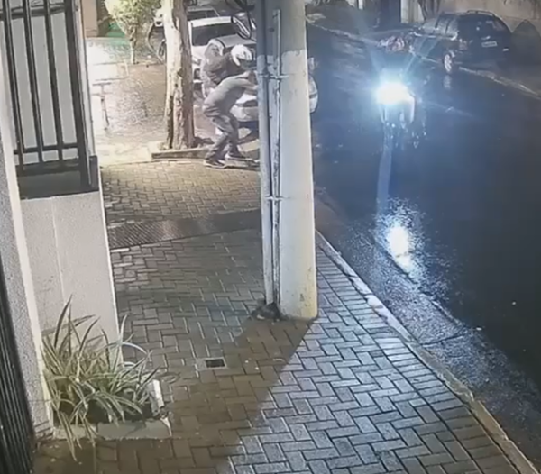 homem irmão PM