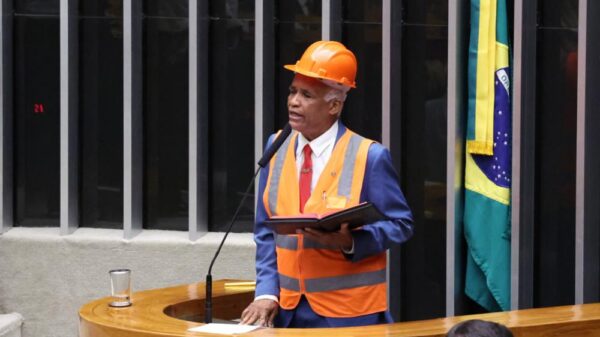Discussão e Votação de propostas legislativas. Dep. Pastor Sargento Isidório (AVANTE - BA)