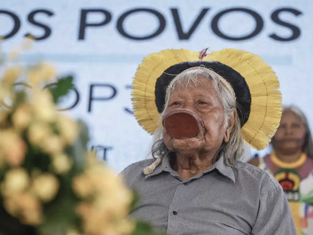 Cacique Raoni é internado em UTI com pneumonia em Mato Grosso