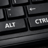 teclas ALT e CTRL