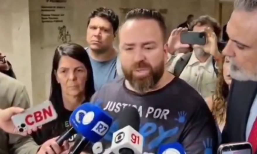 “Mataram meu filho 3° vez”: Leniel Borel reage a perdão judicial concedido a Monique após juíza citar misoginia