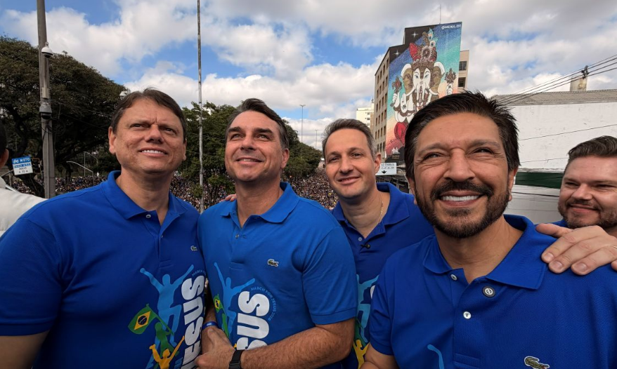 flavio, tarcísio e nunes