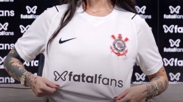 Corinthians com site de conteúdo adulto
