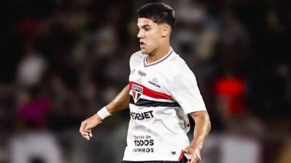 Jogador do São Paulo é preso