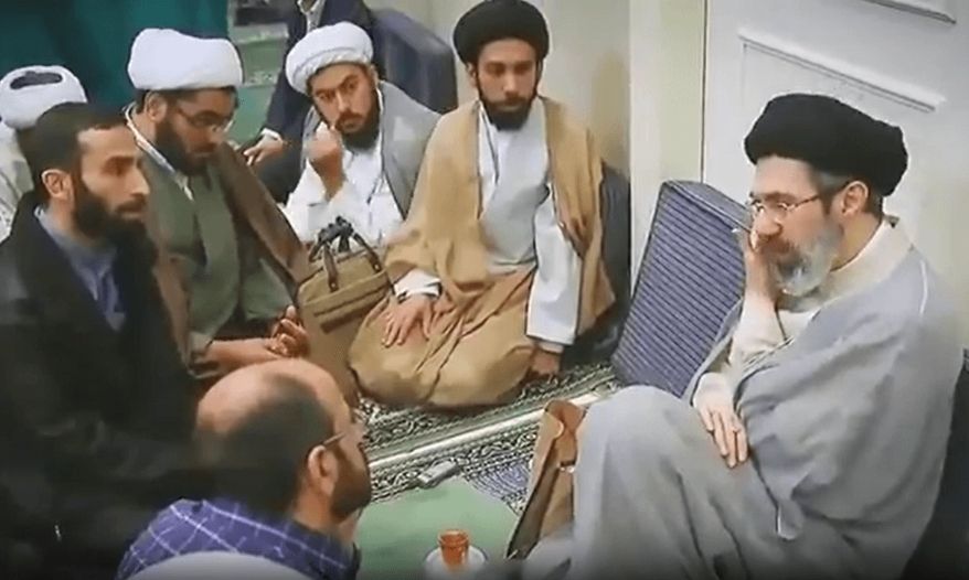 Mídia estatal do Irã divulga primeiro vídeo de Mojtaba Khamenei desde que assumiu liderança