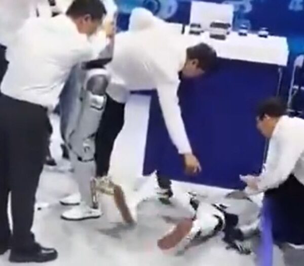 Robô tem convulsão