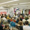 bancos e aprovam greve nacional