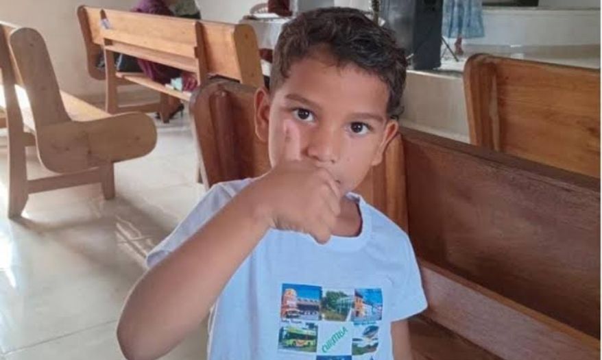 Polícia altera acusação de pai que matou filho com facas de pesca no Amazonas