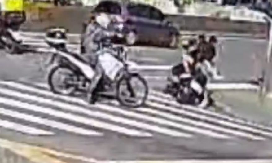 VÍDEO:Dupla tenta roubar moto, PM chega 11 segundos depois e mata os dois em Santo André