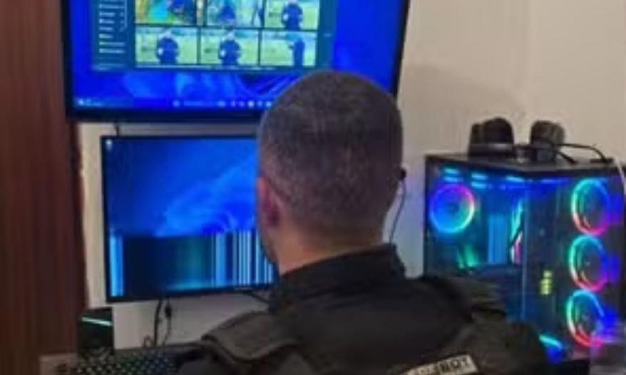 Grupo que planejava bomba em debate das eleições de 2026 é alvo da Polícia Civil