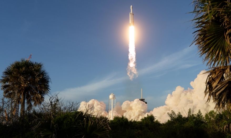 NASA lança telescópio gigante para tentar desvendar os segredos do universo