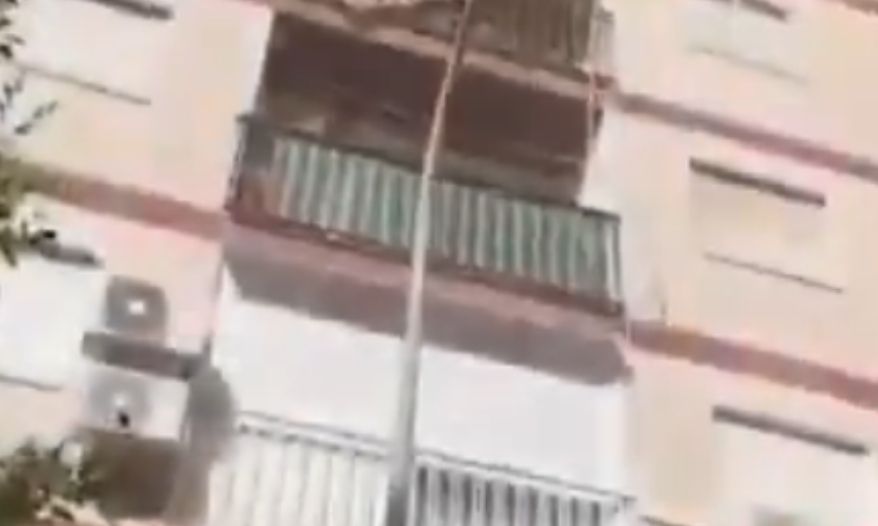 Espanha registra novo terremoto em Granada com feridos e estragos em carros e prédios