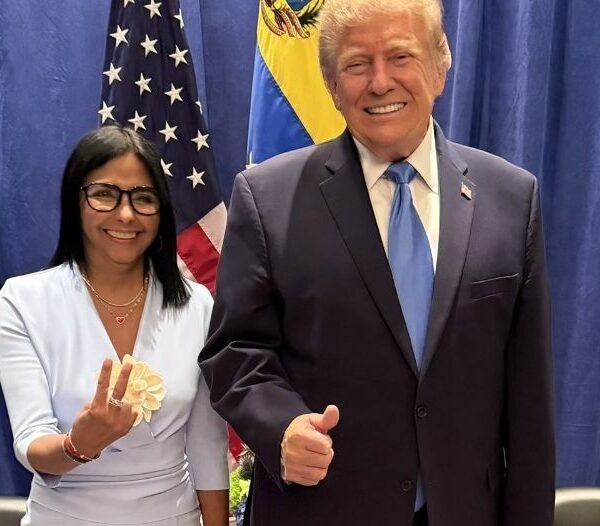 Trump e Delcy Rodríguez s