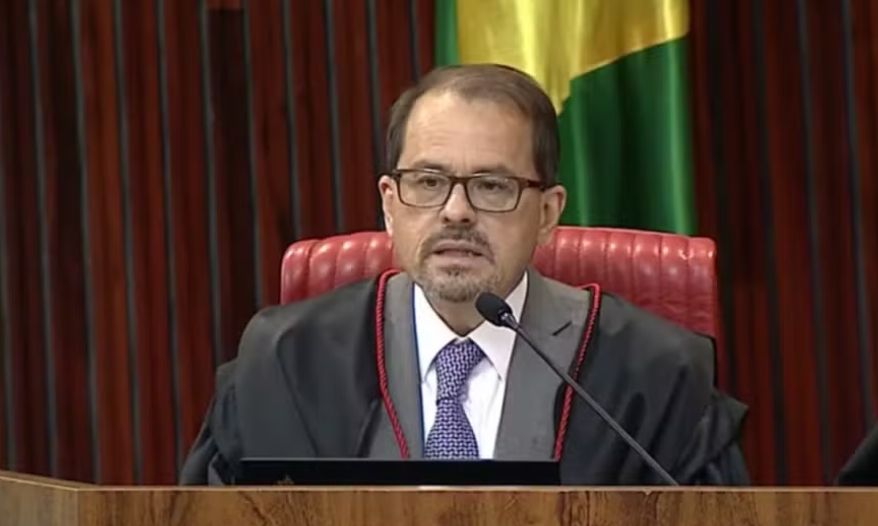 Floriano de Azevedo Marques