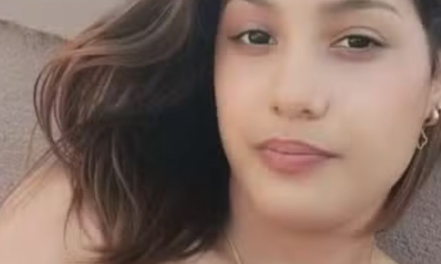 Menina de 13 anos
