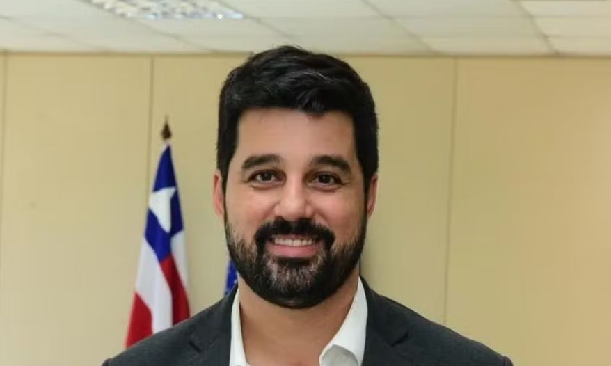 secretario salvador